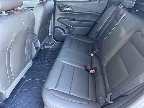 New 2026 Chevrolet Trax RS w/ Sunroof Package FWD image 16