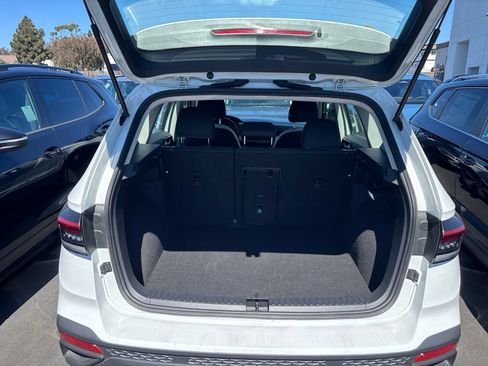 Used 2025 Volkswagen Taos S AWD/4WD image 29