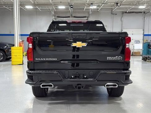 New 2026 Chevrolet Silverado 1500 High Country w/ High Country Premium Package image 5