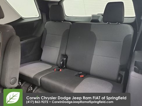 Used 2020 Chevrolet Traverse LT w/ Driver Confidence II Package AWD/4WD image 31