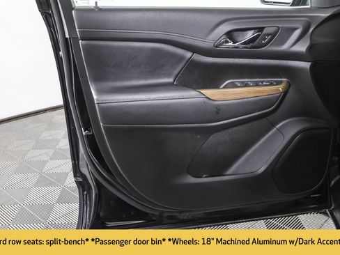 Certified 2023 GMC Acadia SLE w/ LPO, Floor Liner Package image 36