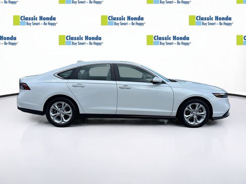 Certified 2024 Honda Accord LX image 9