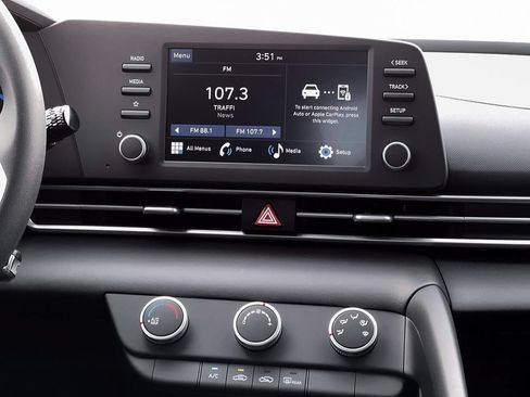Certified 2026 Hyundai Elantra SE FWD image 28