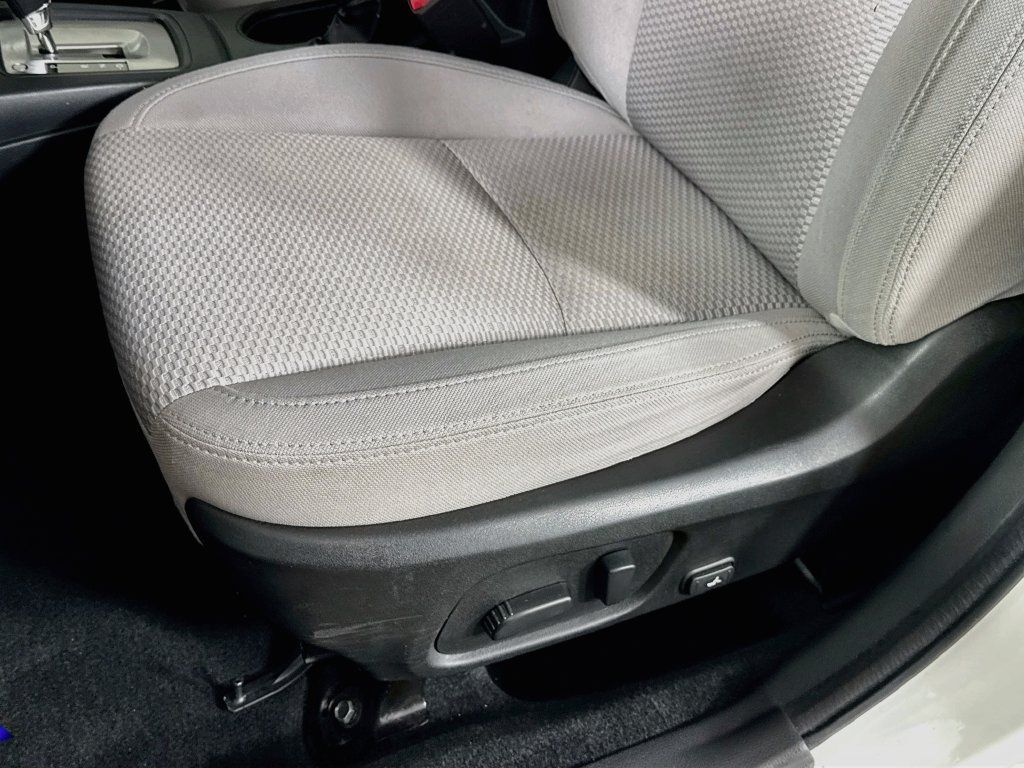 Used 2017 Subaru Forester 2.5i Premium AWD/4WD image 23