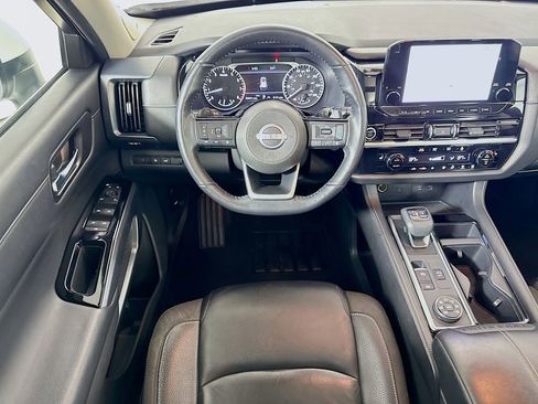 Used 2023 Nissan Pathfinder SL w/ SL Premium Package image 23