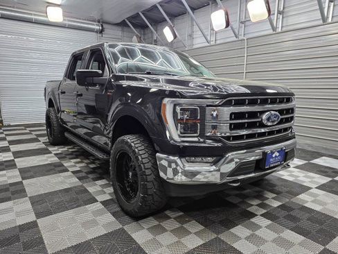 Used 2021 Ford F150 Lariat w/ Equipment Group 502A High AWD/4WD image 4