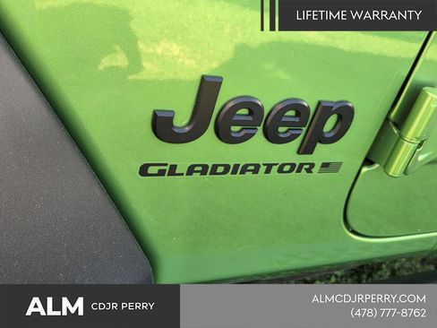New 2026 Jeep Gladiator Sport AWD/4WD image 7