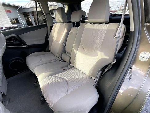 Used 2012 Toyota RAV4 4WD image 23