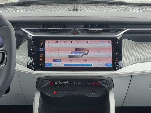 New 2026 Jeep Cherokee Limited AWD/4WD image 17