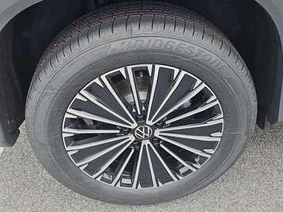 New 2026 Volkswagen Tiguan S