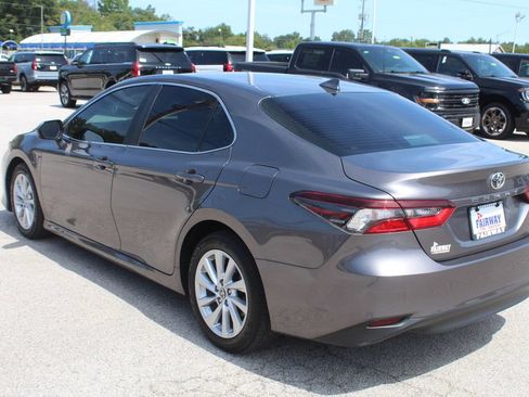 Used 2023 Toyota Camry LE FWD image 9
