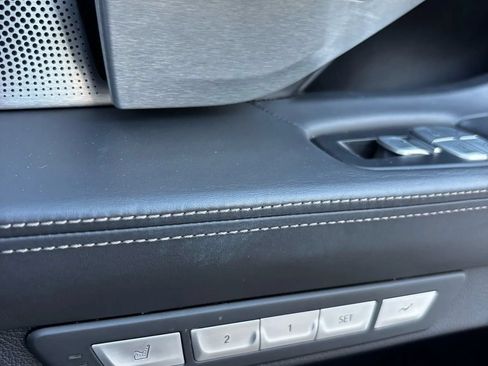 Used 2017 BMW 750i RWD image 24