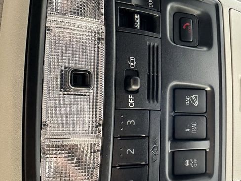 Used 2023 Toyota 4Runner Limited image 22