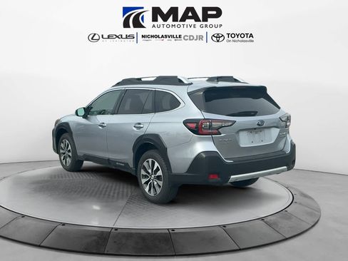 Used 2024 Subaru Outback Touring XT AWD/4WD image 3