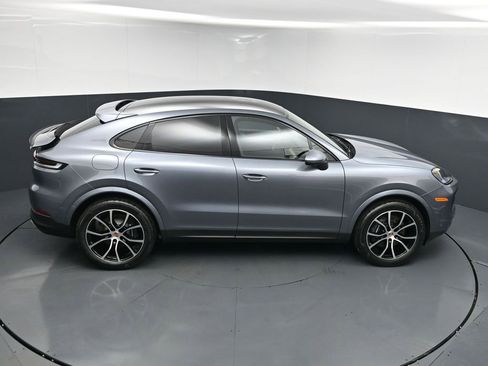 New 2026 Porsche Cayenne Coupe AWD/4WD image 17