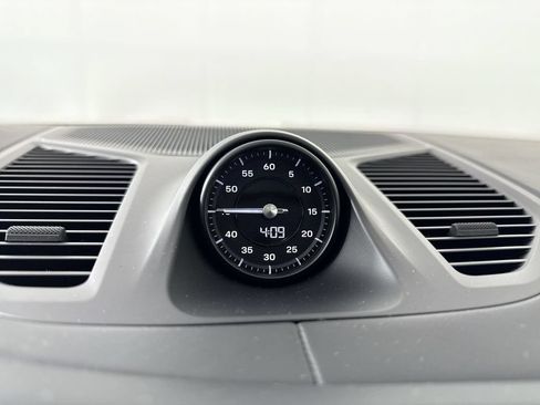 Certified 2026 Porsche Cayenne E-Hybrid AWD/4WD image 28