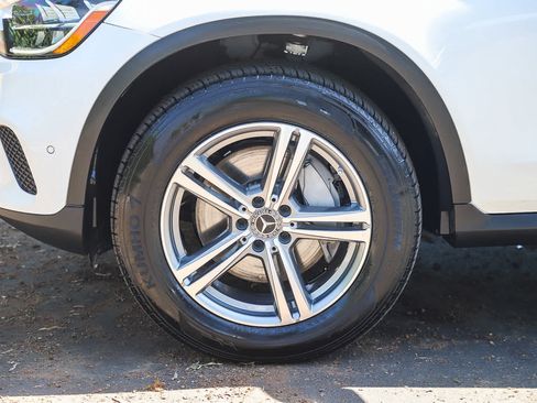 Used 2021 Mercedes-Benz GLC 300 image 11