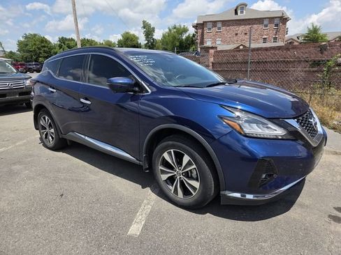 Used 2020 Nissan Murano SV w/ Premium Package FWD image 3