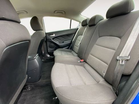 Used 2017 Kia Forte LX image 13