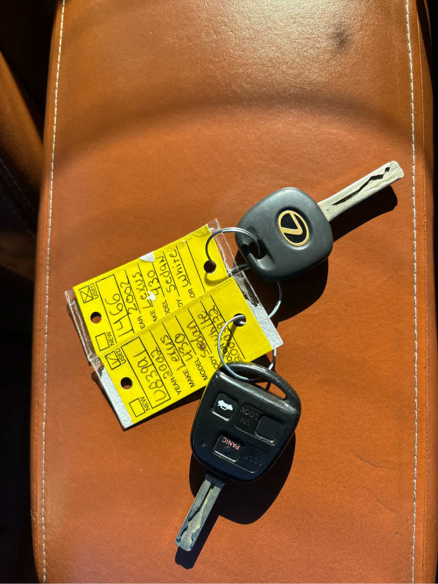 Used 2002 Lexus SC 430 Convertible RWD image 18
