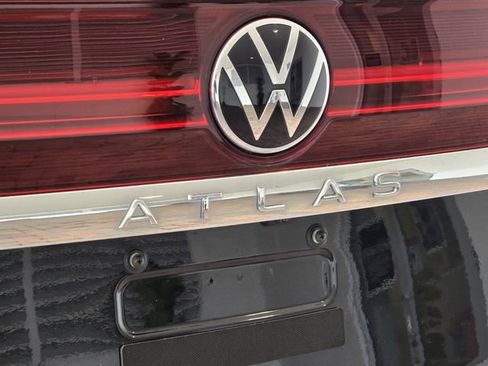 Used 2024 Volkswagen Atlas SE FWD image 9