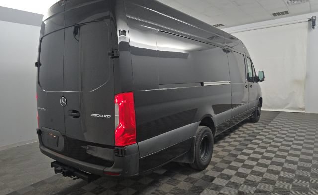 Used 2023 Mercedes-Benz Sprinter 3500 w/ Parking Package image 3