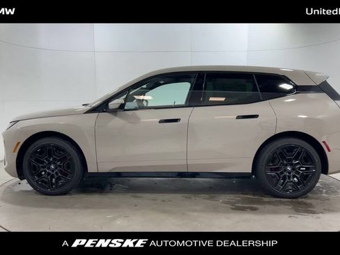 Used 2026 BMW iX xDrive60 w/ M Sport Package AWD/4WD image 5