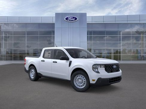 New 2025 Ford Maverick XL image 7