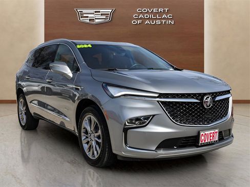 Used 2024 Buick Enclave Avenir w/ Avenir Technology Package image 6