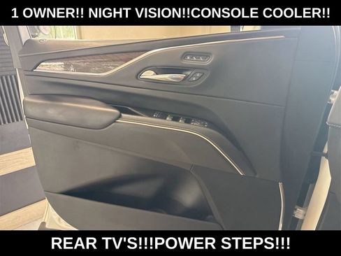 Used 2021 Cadillac Escalade ESV Sport Platinum AWD/4WD image 9