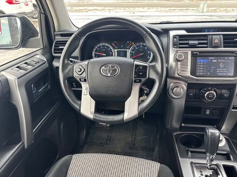 Used 2017 Toyota 4Runner SR5 image 28