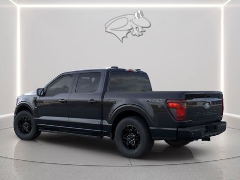 New 2026 Ford F150 XLT w/ XLT Black Appearance Package AWD/4WD image 4