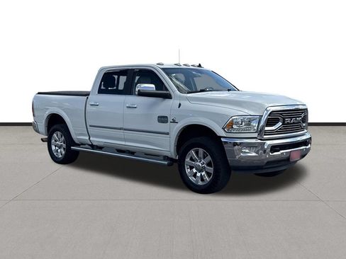 Used 2018 RAM 2500 Longhorn w/ Longhorn Southfork Package AWD/4WD image 3
