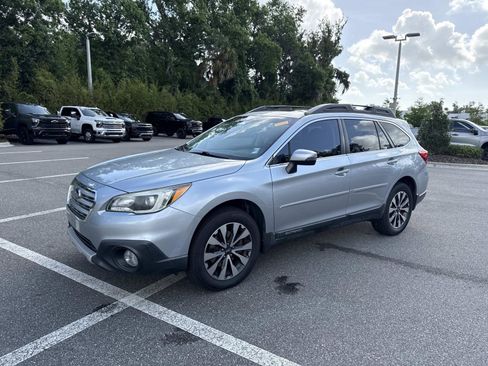 Used 2017 Subaru Outback 3.6R Limited AWD/4WD image 7