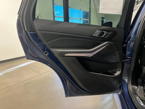 Used 2022 BMW X5 xDrive45e w/ M Sport Package image 33