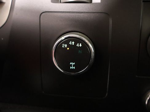 Used 2013 Chevrolet Silverado 2500 LT w/ Suspension Package, Off-Road image 6