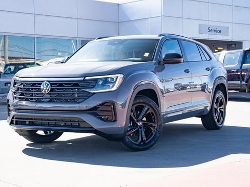 New 2026 Volkswagen Atlas Cross Sport SEL R-Line image 2