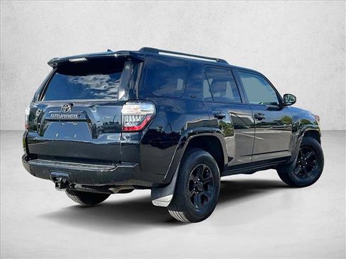 Used 2021 Toyota 4Runner SR5 image 2