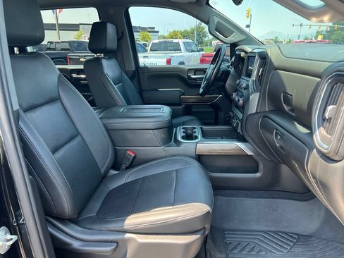 Used 2022 Chevrolet Silverado 1500 LT Trail Boss w/ LT Trail Boss Premium Package AWD/4WD image 15