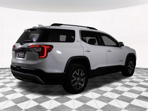Certified 2023 GMC Acadia SLT image 16