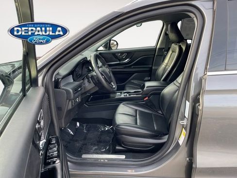 Used 2022 Lincoln Corsair Standard w/ Equipment Group 101A image 11