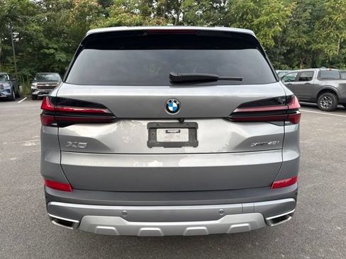 Used 2024 BMW X5 xDrive40i w/ Premium Package AWD/4WD image 4