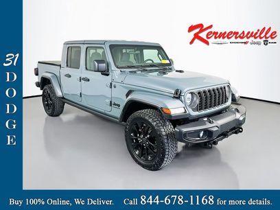 Used 2025 Jeep Gladiator Sport