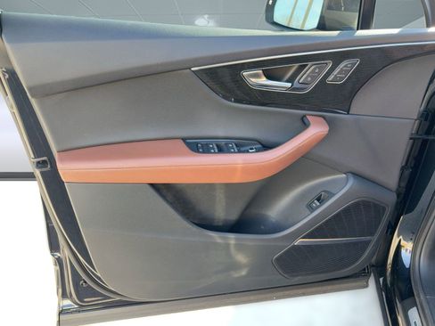 Used 2021 Audi Q7 3.0T Premium Plus w/ Executive Package image 20