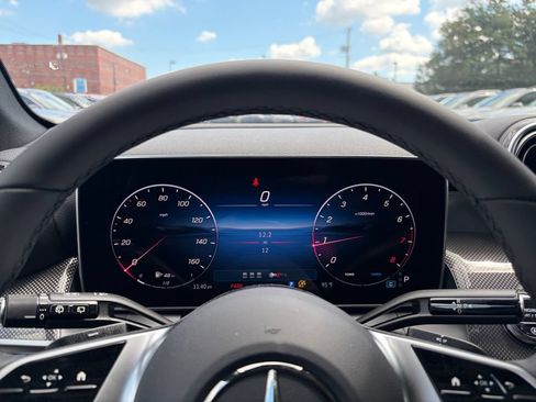 New 2026 Mercedes-Benz GLC 300 4MATIC image 16