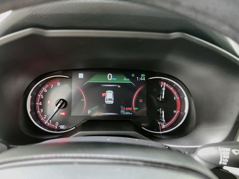 Used 2025 Toyota RAV4 XLE w/ Convenience Package FWD image 22