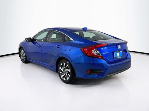 Used 2018 Honda Civic EX image 5
