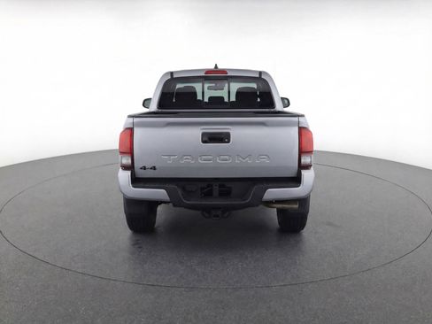 Used 2025 Toyota Tacoma TRD Off-Road image 7