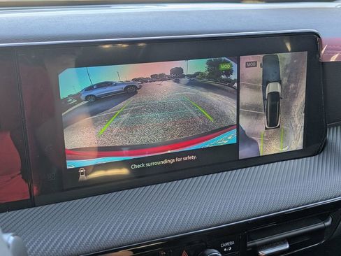 New 2026 Nissan Kicks SR w/ Cold Weather Package image 6