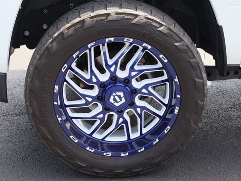 Used 2023 RAM 2500 Laramie w/ Night Edition AWD/4WD image 31